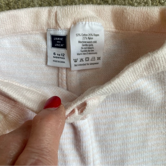 🐰JANIE and JACK BABY LIGHT PINK 2pc. BUNNY SWEATER SET - Picture 5 of 9